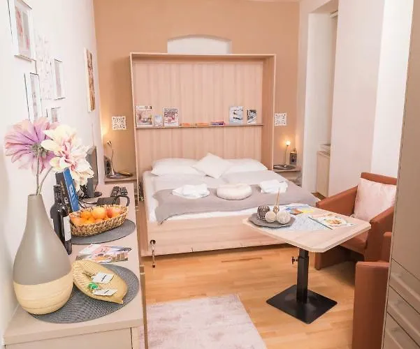 Tiny Hideaway Apartmán *